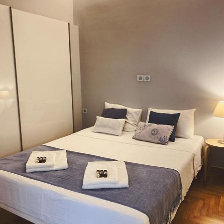 Cozy Newly Renovated 1 Bedroom Apartment In The Heart Of Athens Exterior photo