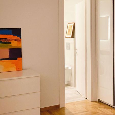 Cozy Newly Renovated 1 Bedroom Apartment In The Heart Of Athens Exterior photo